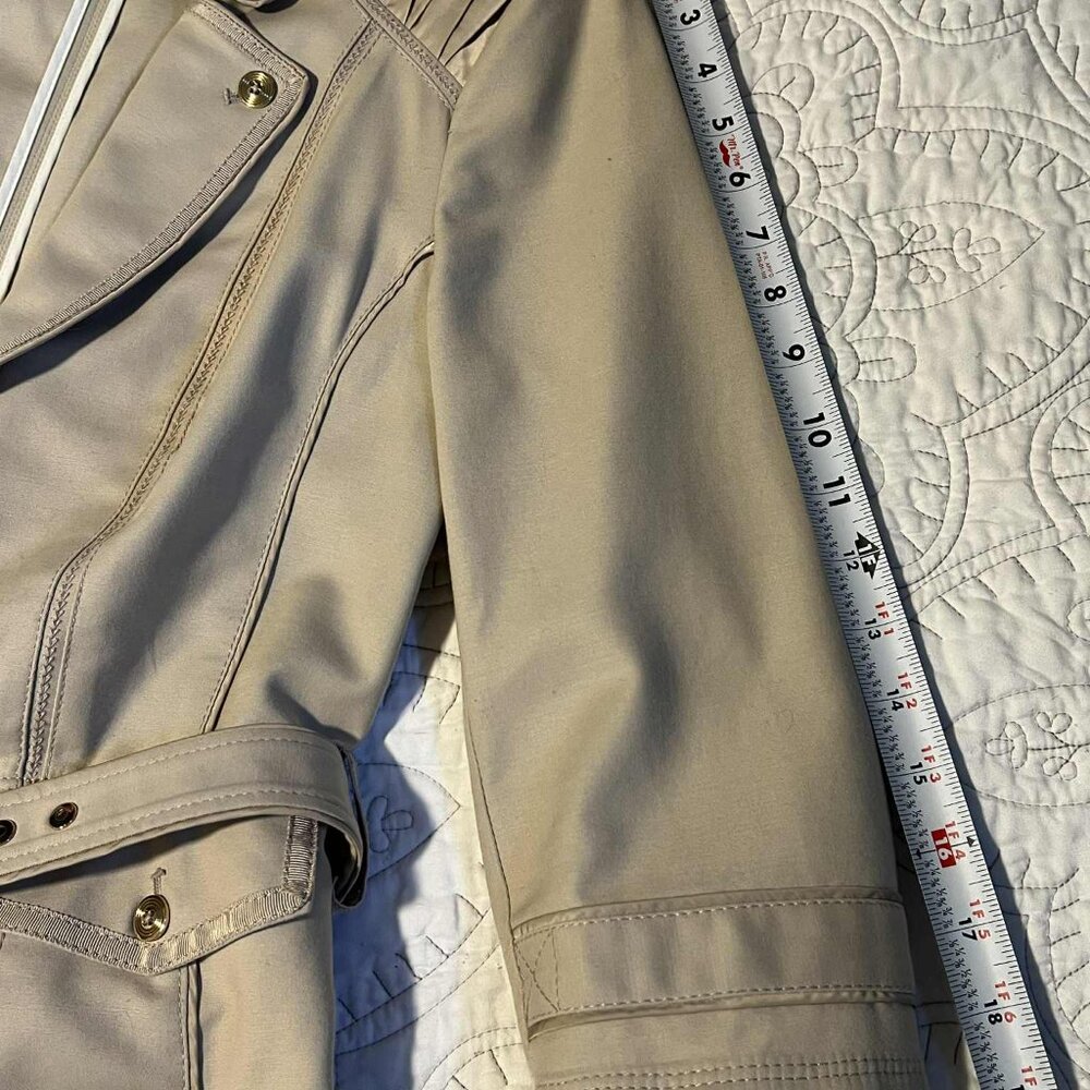 White House Black Market Belted Jacket Tan Lightweight Size 8 - Picture 4 of 13